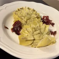 Alcachofas confitadas con cecina