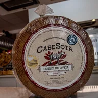Queso de oveja Cabesota entero